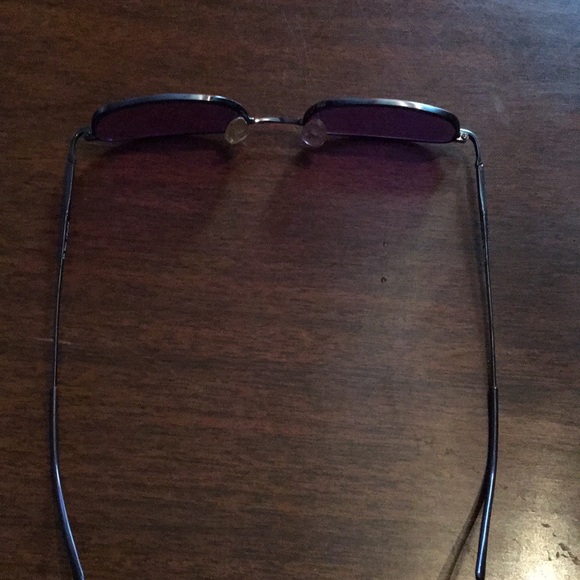 Sexy red Lens glasses
Or sexy purple Lens glasses - Picture 4 of 4